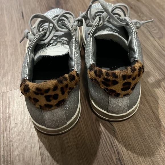 P448 Glitter and leopard sneakers 8 - Picture 3 of 4